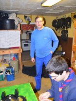 Stefan beim Falzen